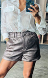 Metallic short