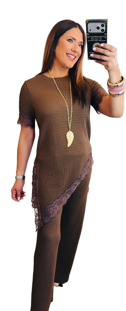 Mocha Italian Lace set